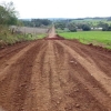 Base pronta para iniciar mais um trecho de calçamento na estrada geral Salvador > Caraguatá.