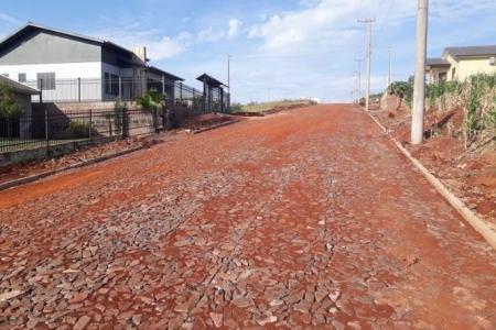 Pavimentação na Rua Duque de Caxias está finalizada